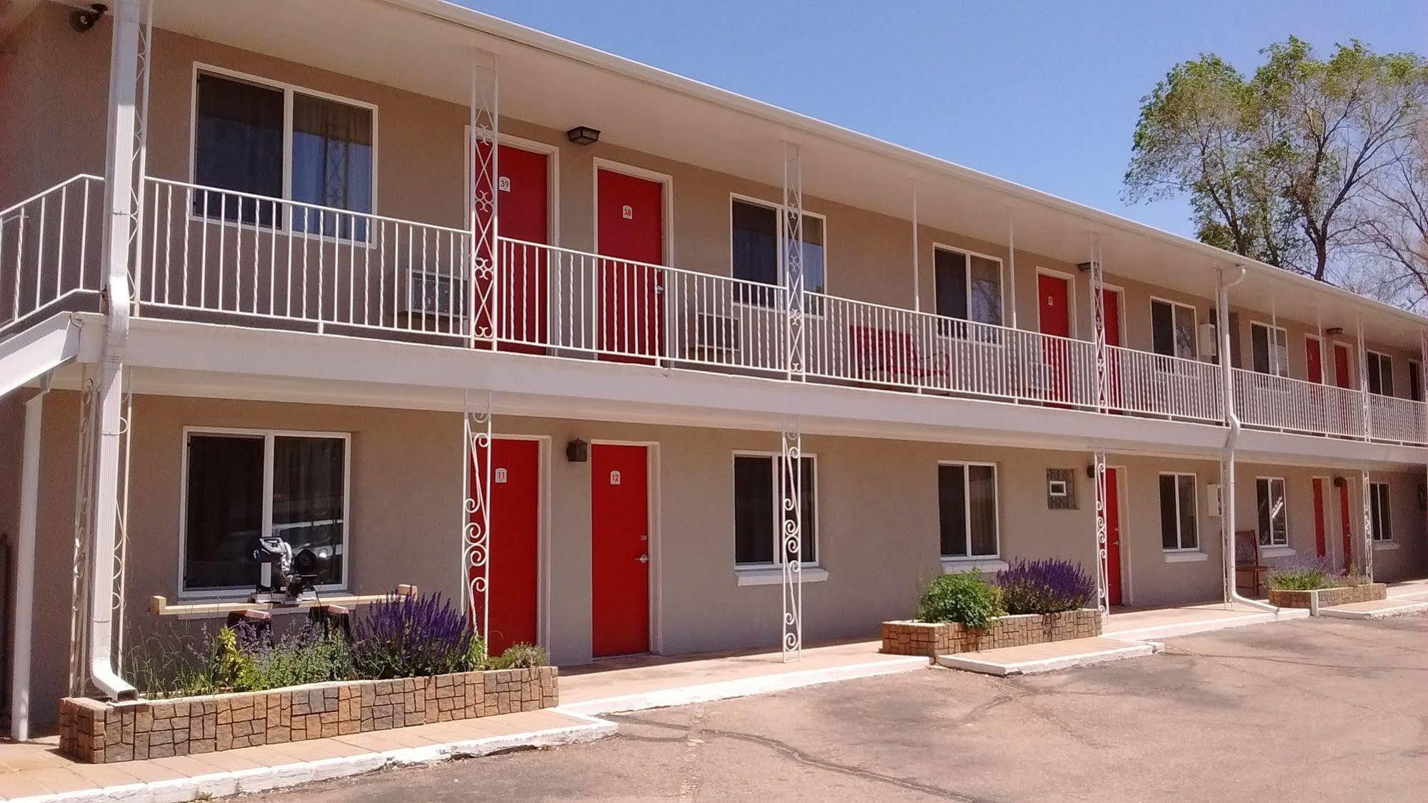 מניטו ספרינגס Red Wing Motel מראה חיצוני תמונה